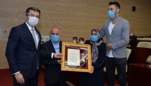 Şehit aileleri ve Gazilere "Devlet Övünç Madalyası"