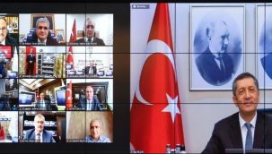 Bakan Selçuk: "Dağıtımını sürdürdüğümüz 500 bin adet tablet bilgisayarın tamamını...