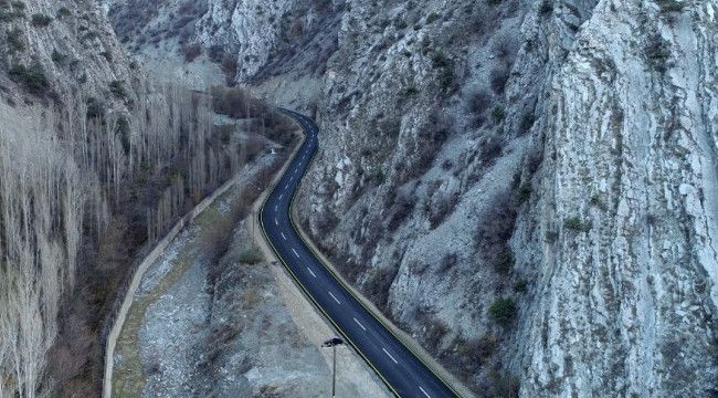 Uzundere'nin Dikyar-Çağlayan Grup Yolu da Tamam