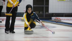 Curling Süper Lig müsabakaları 95 sporcunun katılımıyla Erzurum'da başladı