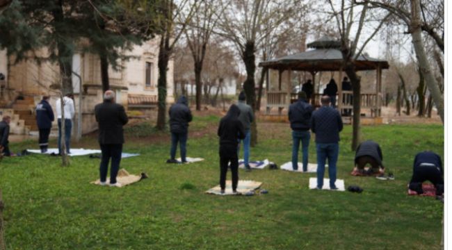 Cuma hutbesinde korona virüs tedbirlerine dikkat!