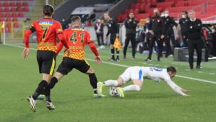 Düşüşe devam; Göztepe: 3 - BB Erzurumspor: 1