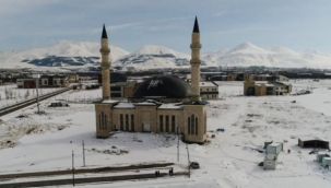 ETÜ'deki cami Ramazan'da ibadete açılıyor