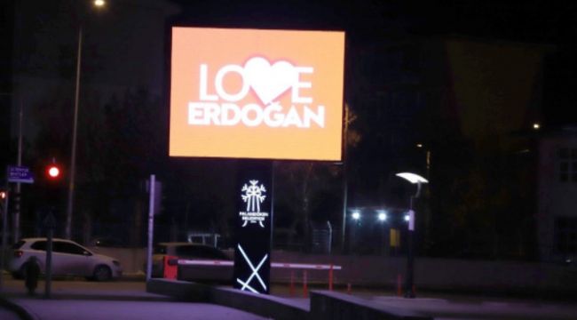  "Stop Erdoğan" değil "Love Erdoğan"