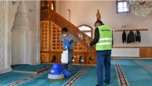 Camii ve mescitlerde bahar temizliği ve dezenfeksiyon çalışması