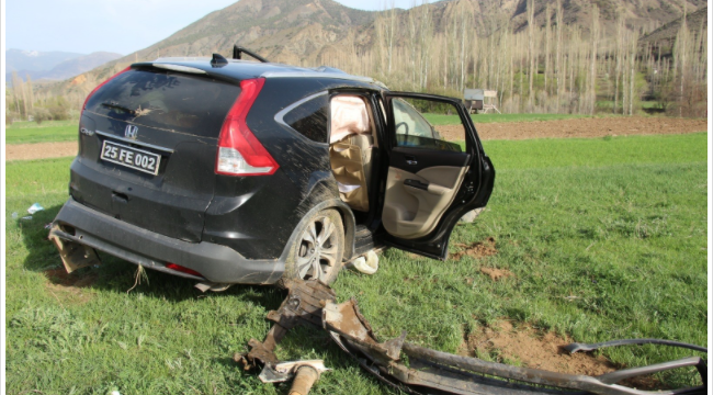  Olur Kaymakam ve Belediye Başkanını taşıyan araç şarampole yuvarlandı: 4 yaralı