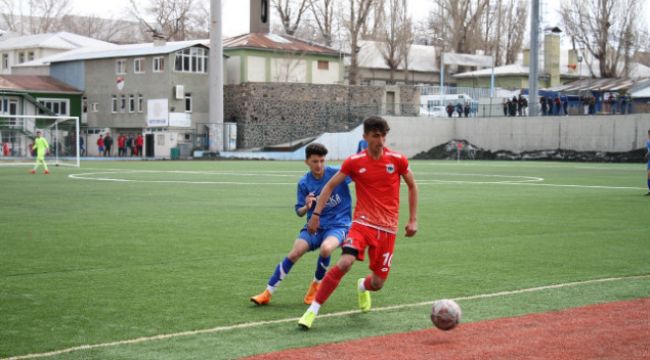 3 Temmuz Stadı'nda yenileme çalışmaları başladı