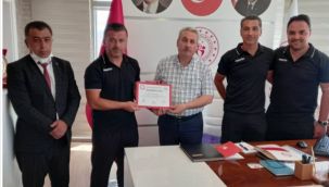 Ayak Tenisi Federasyonu'ndan ziyaret