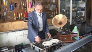 Yarım asırlık plakçalar ve gramofonları ...
