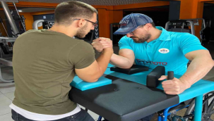 Kariyerine 10. dünya şampiyonluğunu eklemek