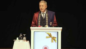 Bakan Akar: "Terörü bitirmekte kararlıyız. Bunu dağdakiler anladı, hamileri de anlayacak"