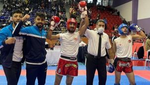 Büyükşehir'in altın yumrukları Ordu'da destan yazdı