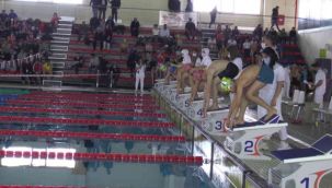 Ana Lig yüzme yarışları Erzurum'da yapılıyor