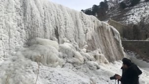 Doğu Anadolu'da kar durdu, soğuk hava etkisini artırdı