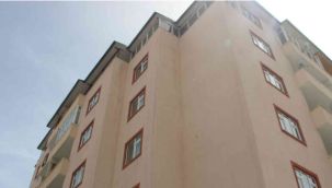 6. katından düşen çocuğu tuttu