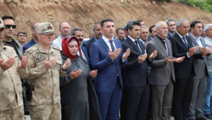 Bingöl'de 29 yıl önce haince şehit edilen 33 asker törenle anıldı