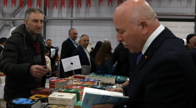 Doğu Anadolu Erzurum kitap fuarı açıldı