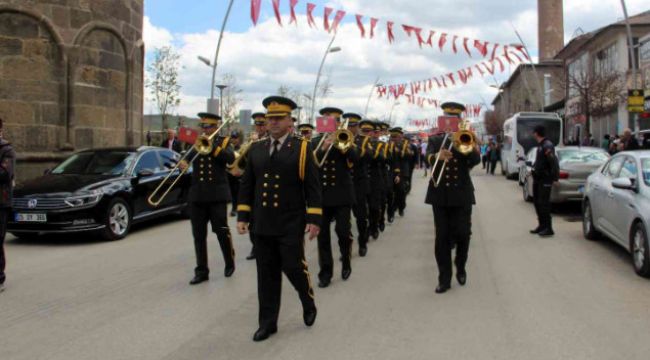 Erzurum'da 19 Mayıs büyük coşkuyla kutlandı