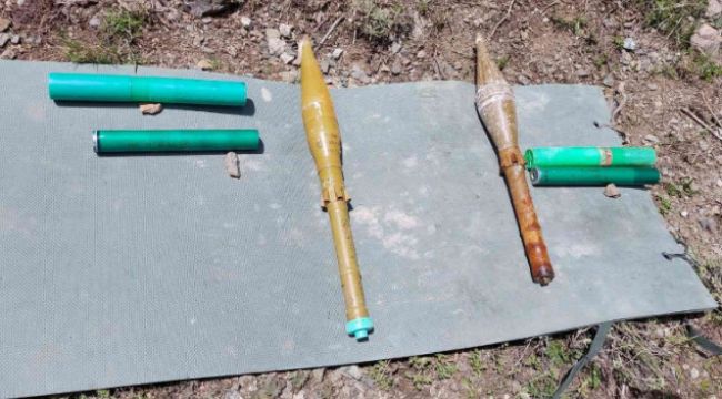 Karayazı'da roketatar mühimmatı ele geçirildi