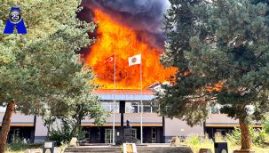 Üniversitede yemekhanedeki yangın güçlükle kontrol altına alındı