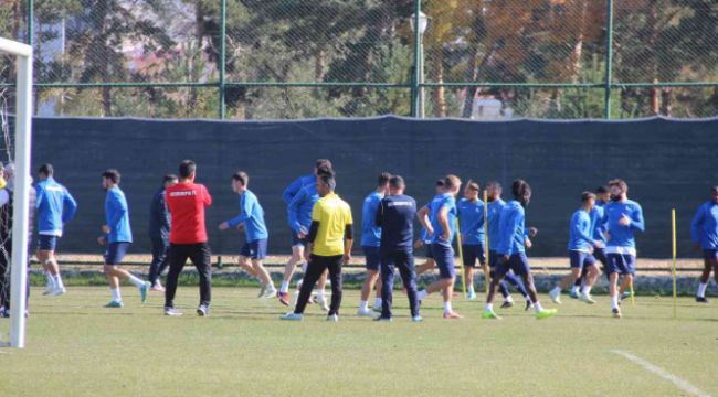 Muzaffer Bilazer: "İyi bir oyunla ve tribünde bizi destekleyen taraftarlarla beraber 3 puanı almak istiyoruz"