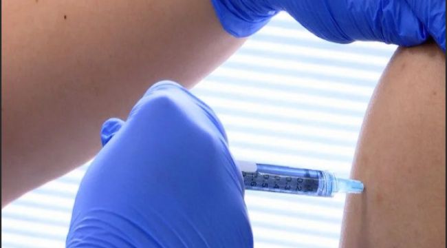 Prof. Dr. Tevfik Özlü: "Kovid 19 için yeni aşıların...