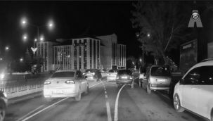 Gecekondu kavşağında kazaya davetiye