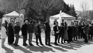 Oltu'da fidan dağıtımı