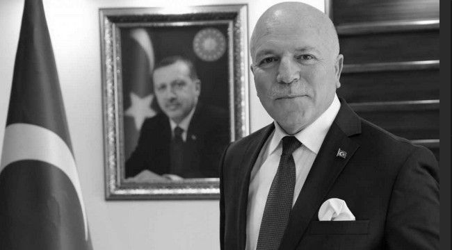 "Tüm şehitlerimizi rahmet, minnet ve şükranla anıyorum"