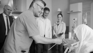 Şehrin Karanfilli Başhekimi