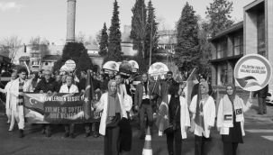 Sağlık çalışanları, Filistin için sessiz yürüdü