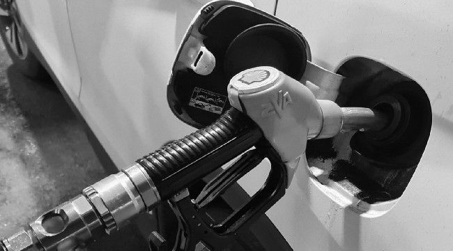 Bu gece de benzine!