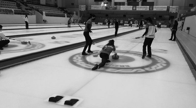 Erzurum'da Curling müsabakaları