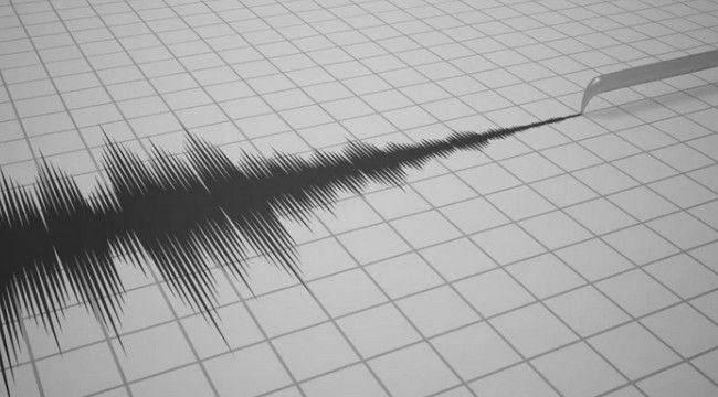 Karlıova'da deprem; 3.8...