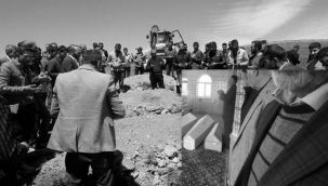 Babaları tarafından öldürülen 3 kardeş Karayazı'da toprağa verildi