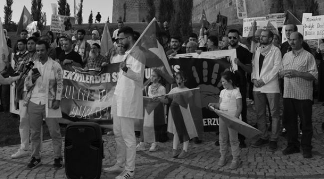 Erzurum'da sağlık çalışanlarının sessiz yürüyüşü