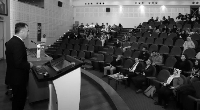 Atatürk Üniversitesi'nde Nanoteknoloji konferansı