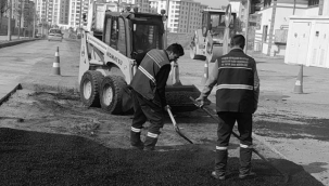 Büyükşehir asfalt sezonunu ilçelerde açtı