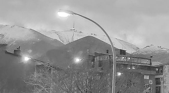 Palandöken'a kar, şehir merkezine soğuk düştü