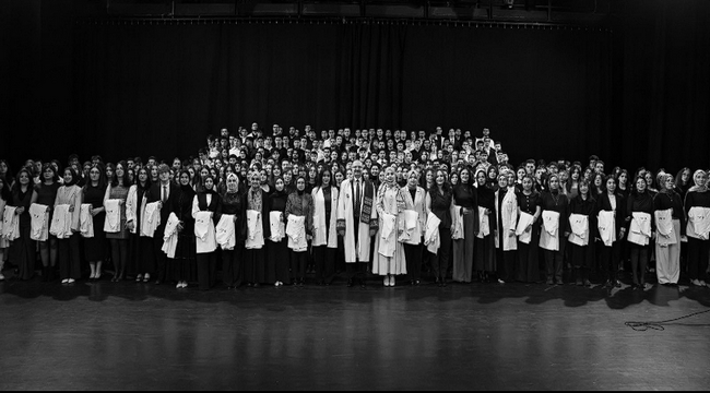 Atatürk Üniversitesi Tıp Fakültesi'nde Beyaz Önlük Heyecanı