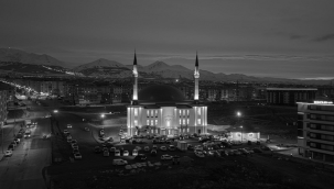 Yıldız Kardeşler Cami ibadete açıldı