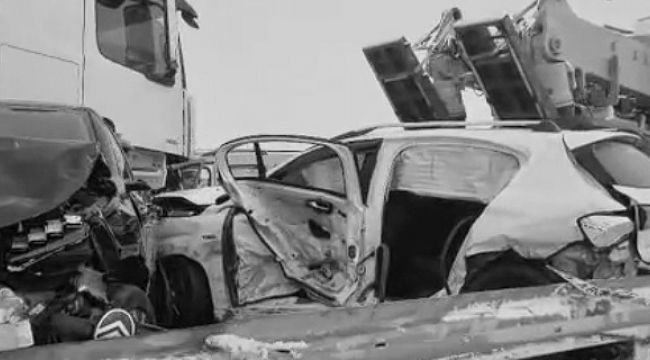 Aşkale'de zincirleme kaza; 27 yaralı