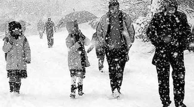 Erzurum'da "Taşımalı Eğitim"e 1 gün kar tatili