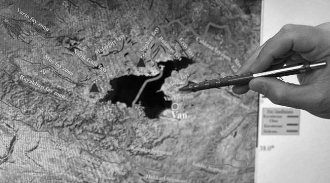 Van'da deprem; 5,2...